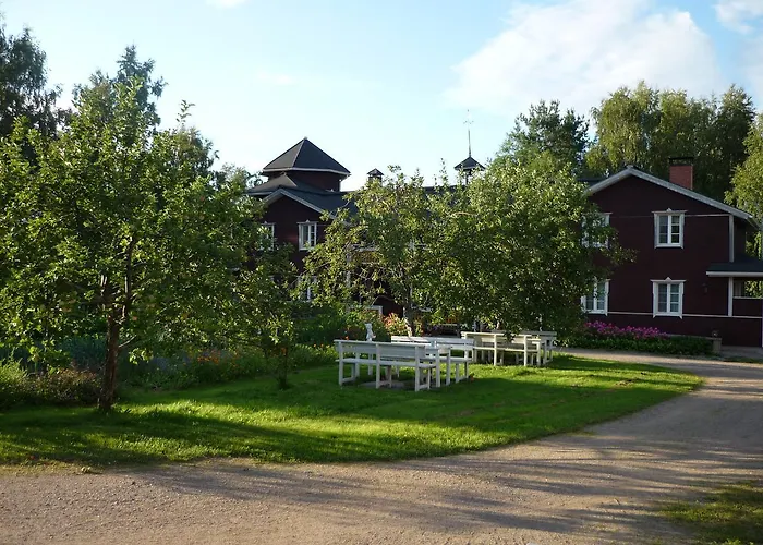 Peltolan Luomutila Bed & Breakfast *